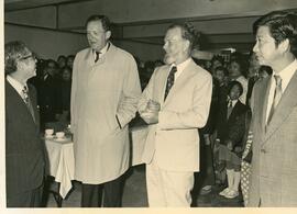 Sir Murray MacLehose and Dr. Henry Hu at an unidentified event