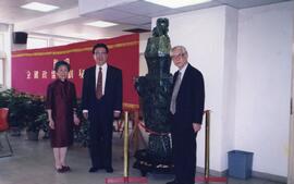 [Mr. Zhu Xun (Secretary-General of CPPCC)?] visited Shue Yan College
