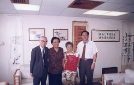 Mrs. Xue Yan-zhuang (former President of Hangzhou University) visited Shue Yan College; Academic ...