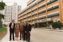 Representative of State Education Commission of the PRC visited Shue Yan College