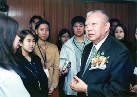 Mr. Tung Chee-hwa visited Shue Yan College