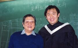 Professor Wong and Graduates 42 = 黃夢曦教授和畢業生們 42