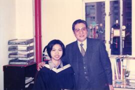 Professor Wong and Graduates 29 = 黃夢曦教授和畢業生們 29