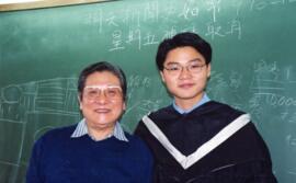 Professor Wong and Graduates 40 = 黃夢曦教授和畢業生們 40